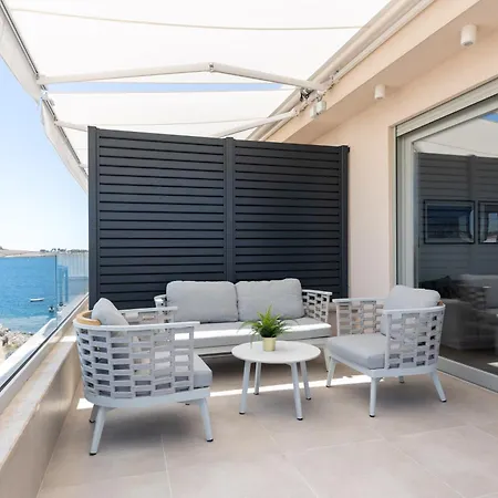 Apartment Sea Side