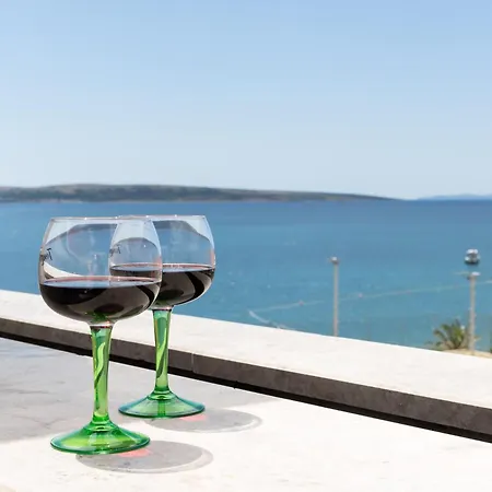 Sea Side Apartment Povljana