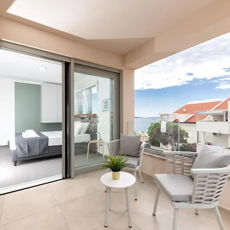 Apartment Sea Side *