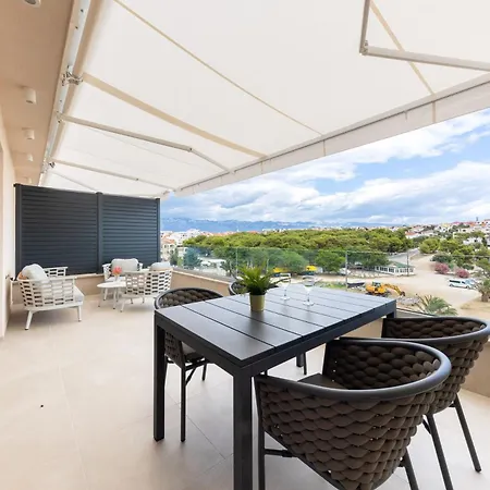 Sea Side Apartment Povljana